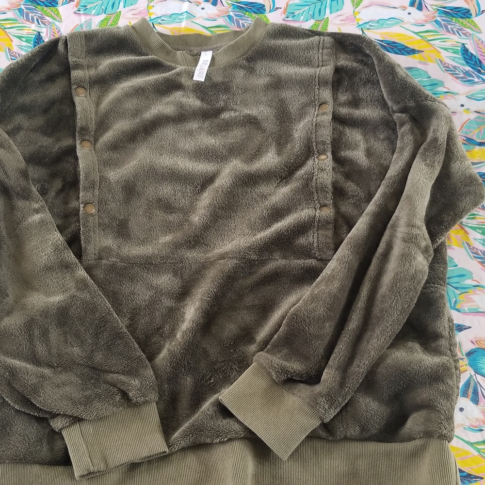 Latched Mama Olive Green Women's Sweatshirt